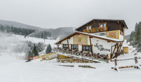 Гостиница Chalet CrepDeChine Hotel  Буковель